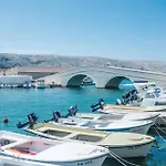 Vikendica Awesome In Pag With Wifi *